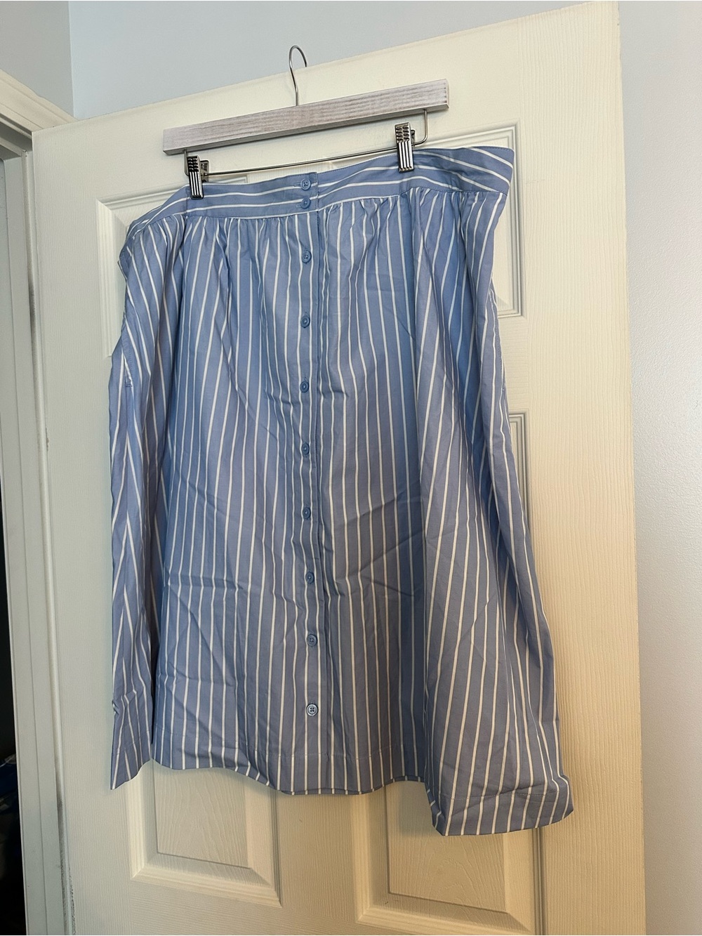 Who What Wear Blue and White Striped Button-Front Skirt